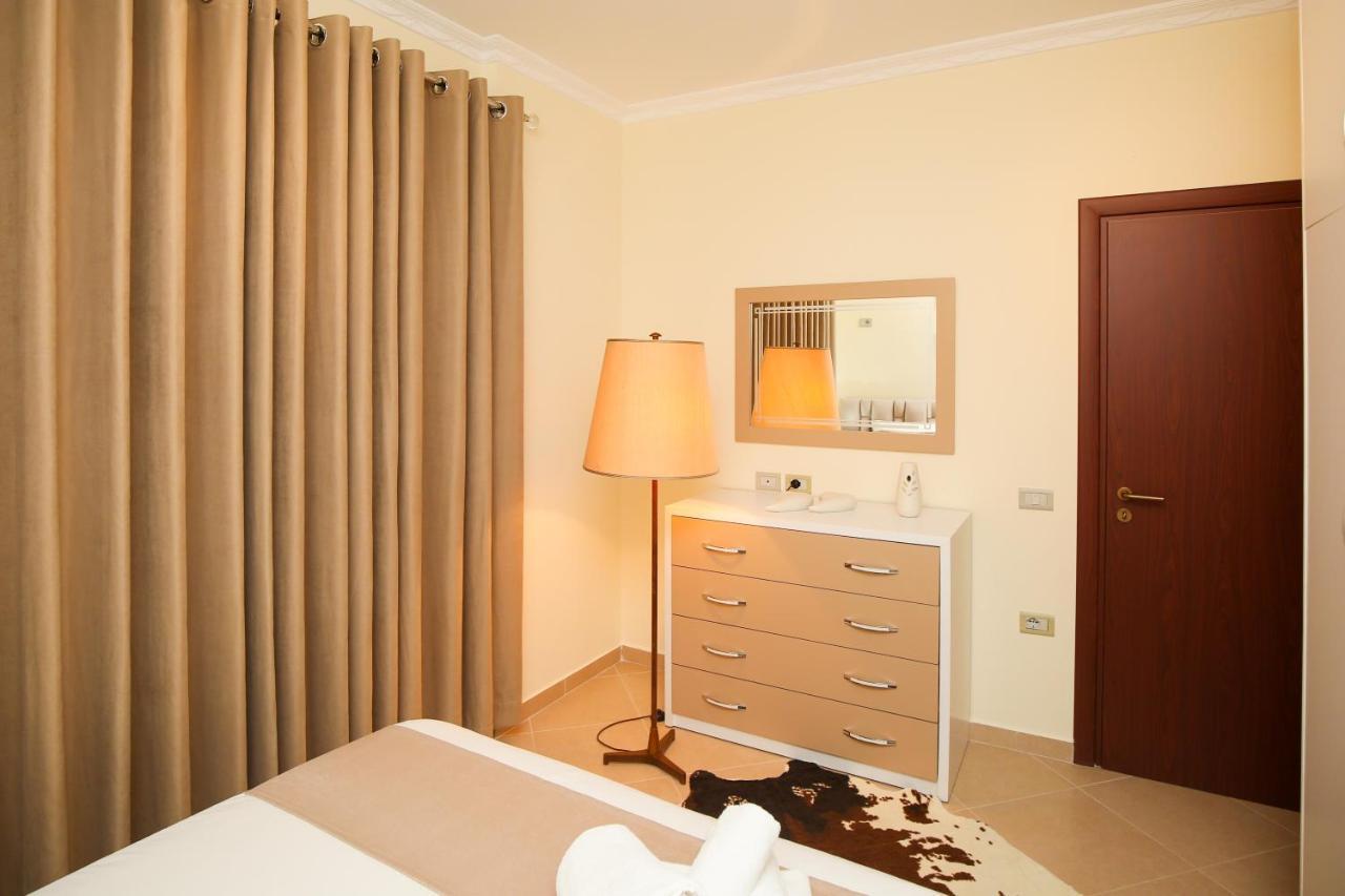 Tafa Deluxe Apartment Влёра Экстерьер фото